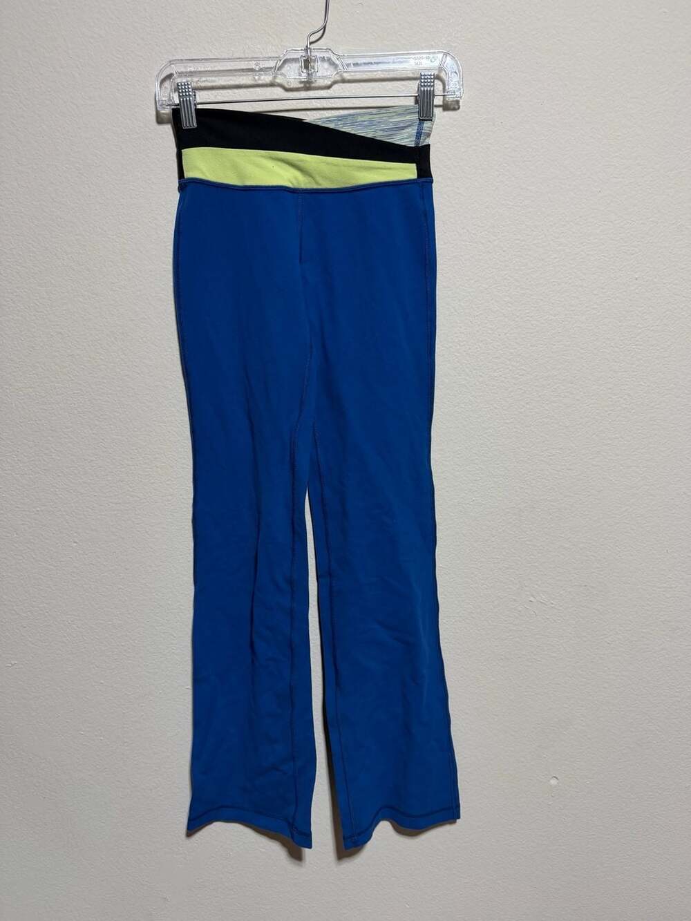 Lululemon Astro Flare Yoga Pants Crossover Waist Blue Size 2